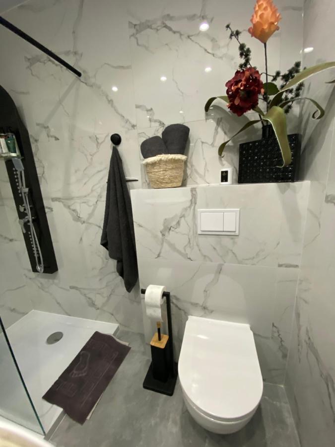 Appartamento Surf'N Beach Apartament Dziwnówek Esterno foto
